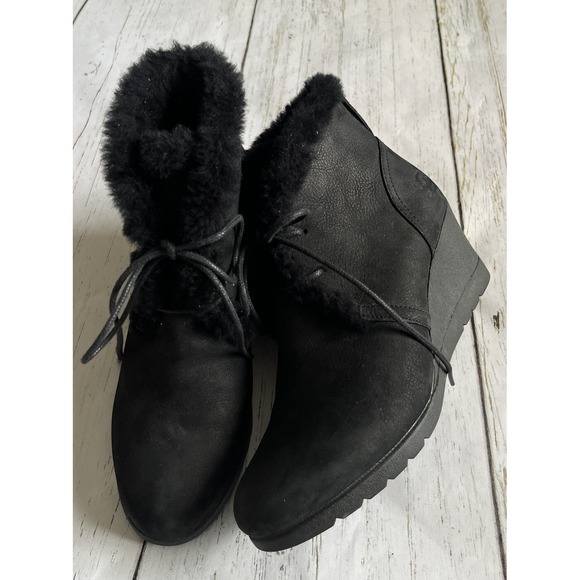 $160 UGG Black Suede Wedge Jeovana Boots size 8/EU 39 - Picture 1 of 8